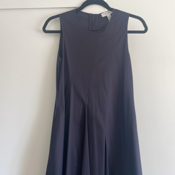 COS navy sleeveless maxi dress with front pleats Sz 2 NWT - Picture 2 of 8